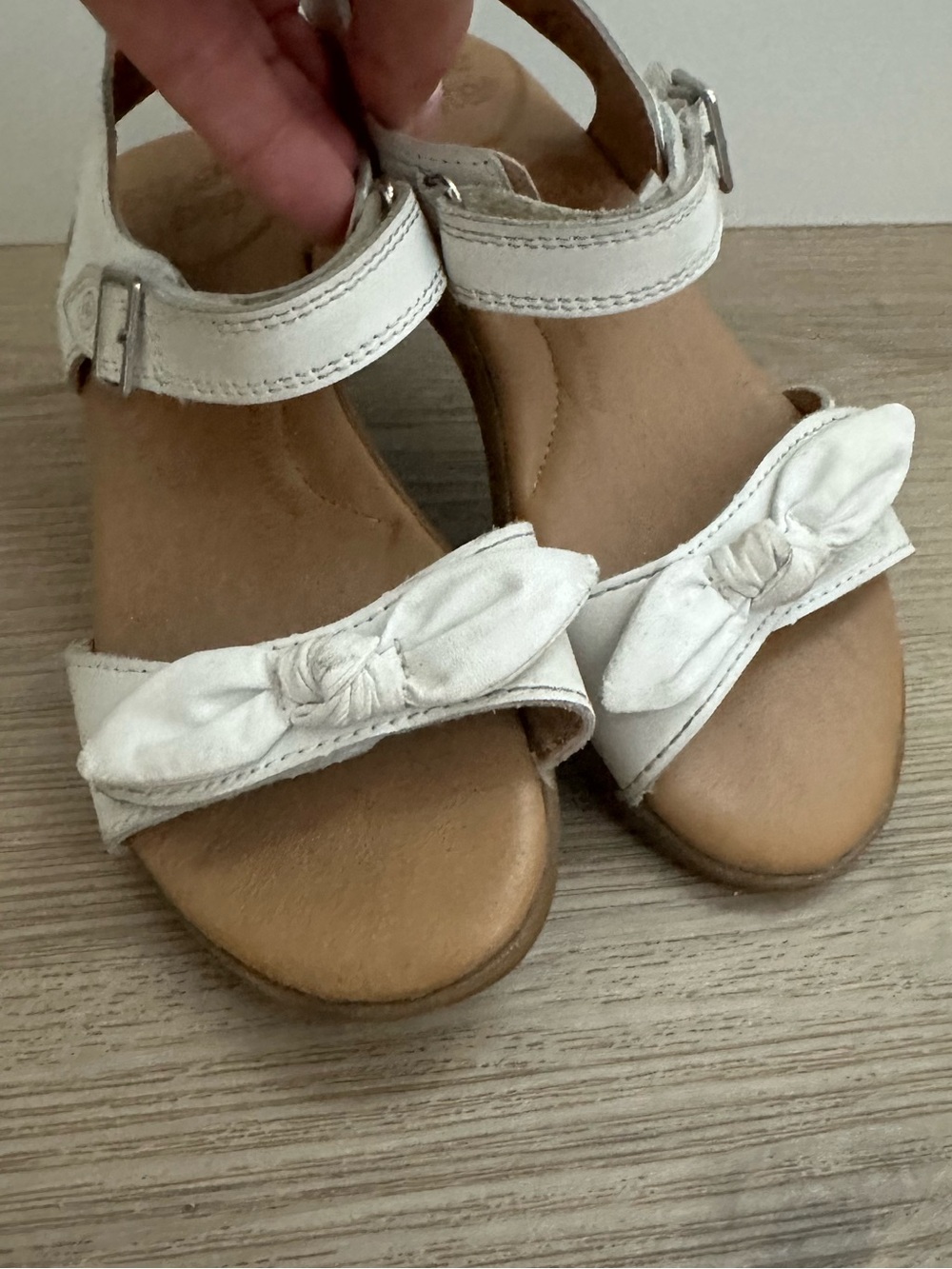 Stride Rite Kids White Bow Sandals - Whitney Summer Shoes